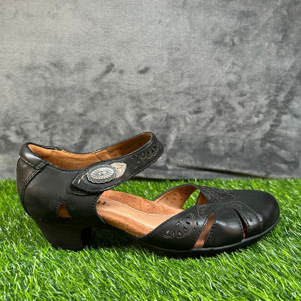 Cobb Hill by New Balance Black Mary Jane Heels
